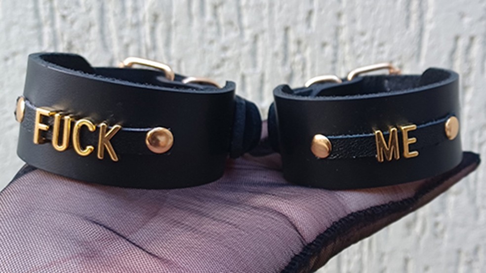 Algemas 365 Dias em couro em Português, de BDSM Luxury (R$ 77) — Foto: Divulgação