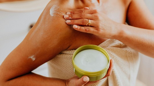 Creme corporal que substitui o perfume? 8 opções cheirosas e duradouras Creme corporal que substitui o perfume? 8 opções cheirosas e duradouras