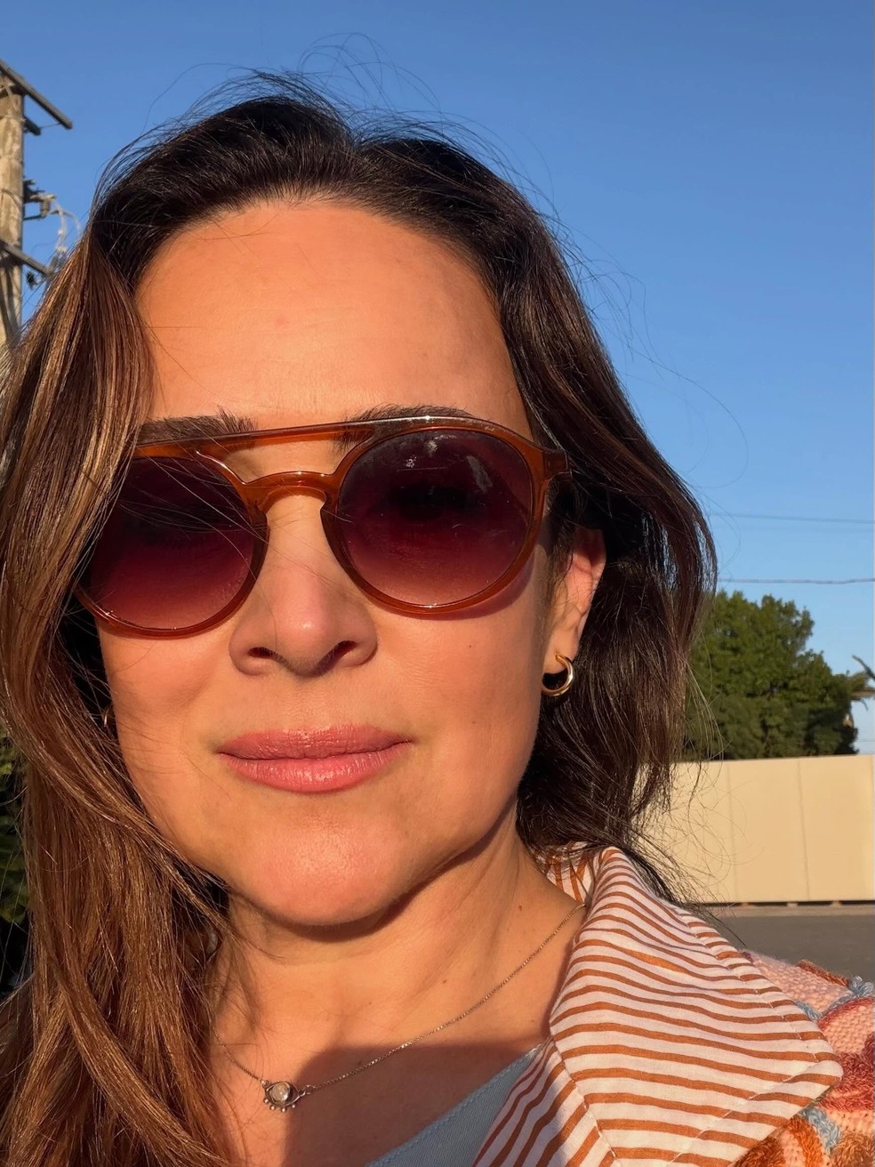 Gabriela Duarte publica clique raro com o namorado durante viagem romântica — Foto: marieclaire