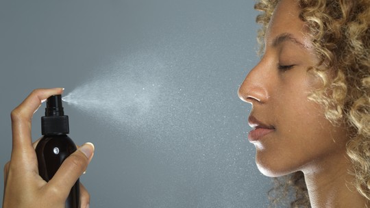 Body splash é mais barato que perfume e perfeito para o calor brasileiro; saiba como usar