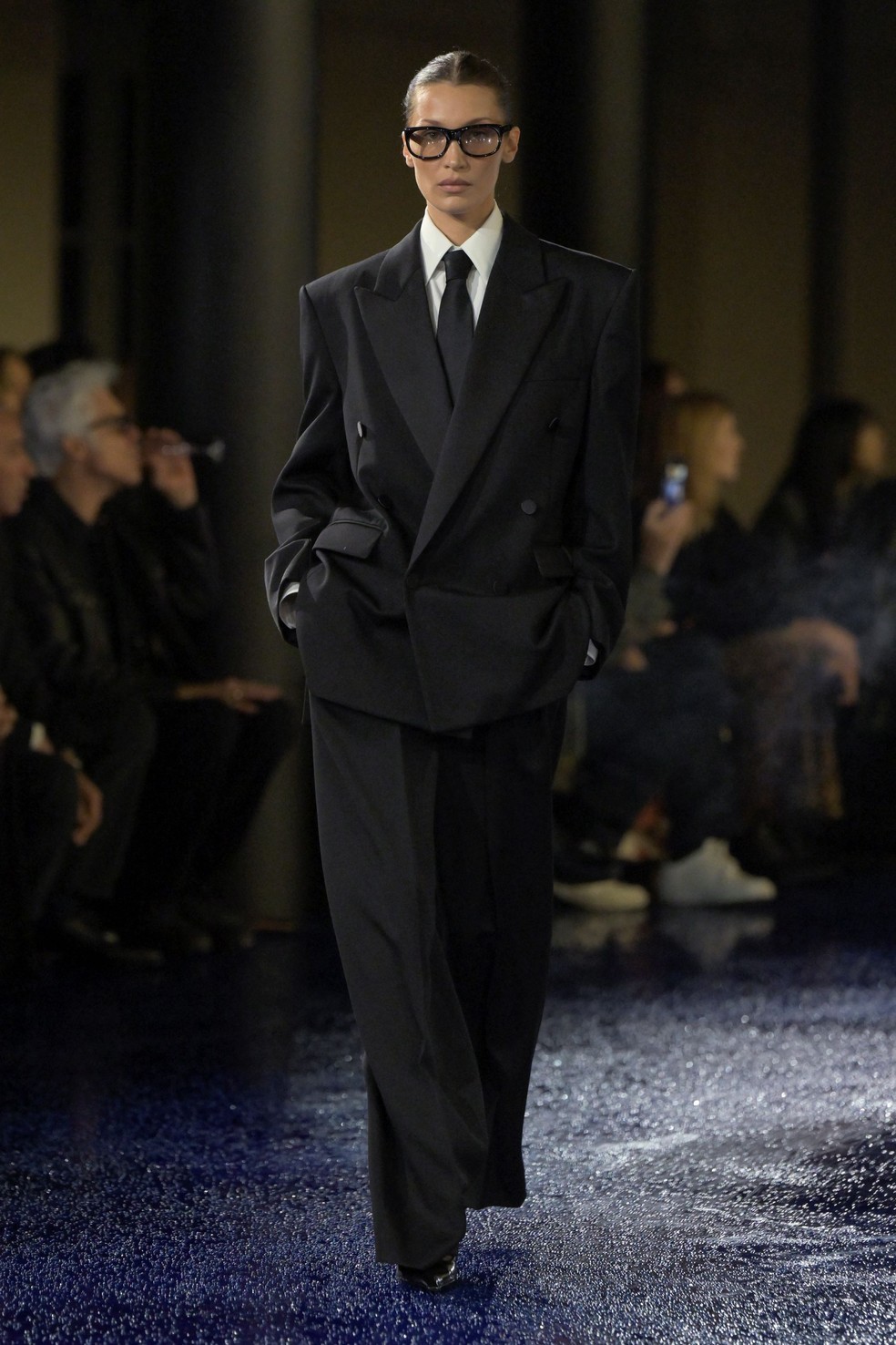 Saint Laurent Verão 25 — Foto: Getty Images