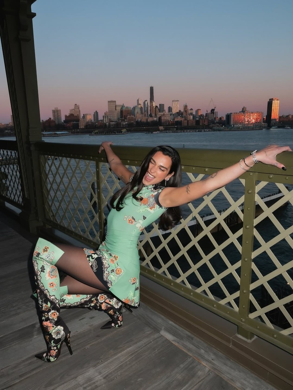 Dua Lipa — Foto: Reprodução/Instagram @dualipa