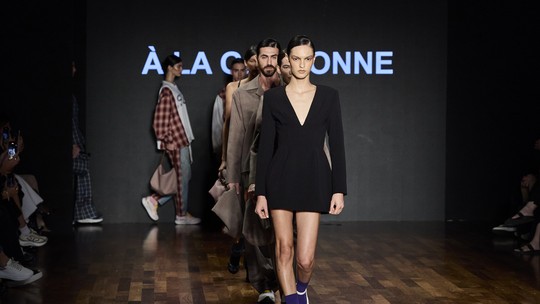 SPFW N59: Com tecidos reaproveitados, À La Garçonne expande as possibilidades de uma moda mais sustentável SPFW N59: Com tecidos reaproveitados, À La Garçonne expande as possibilidades de uma moda mais sustentável