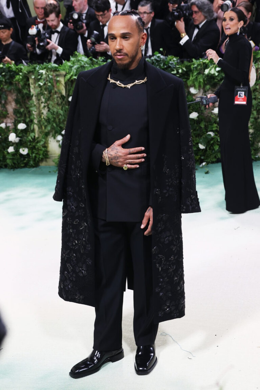 Lewis Hamilton no Met Gala de 2024 — Foto: Getty Images