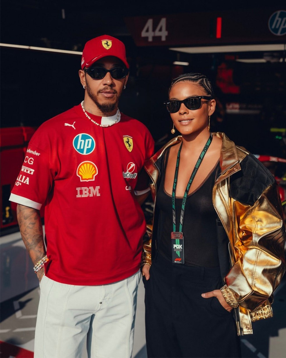 Ferrari mostra encontro entre Bella Campos e Lewis Hamilton — Foto: Reprodução/ Instagram