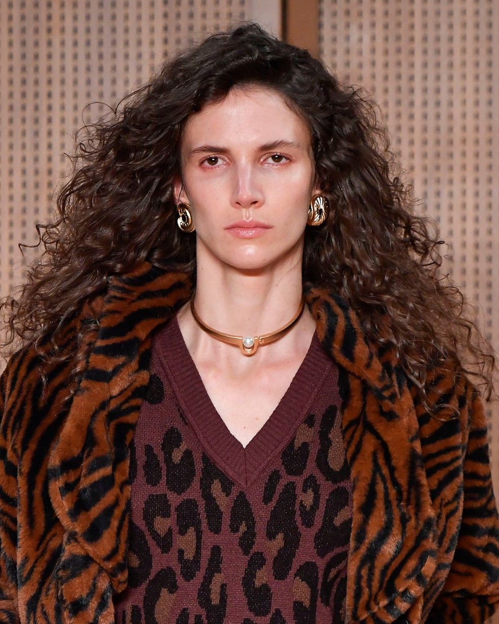 Desfile Lilly Sarti SPFW N60, beleza assinada por Dindi Hojah — Foto: Agência Fotosite