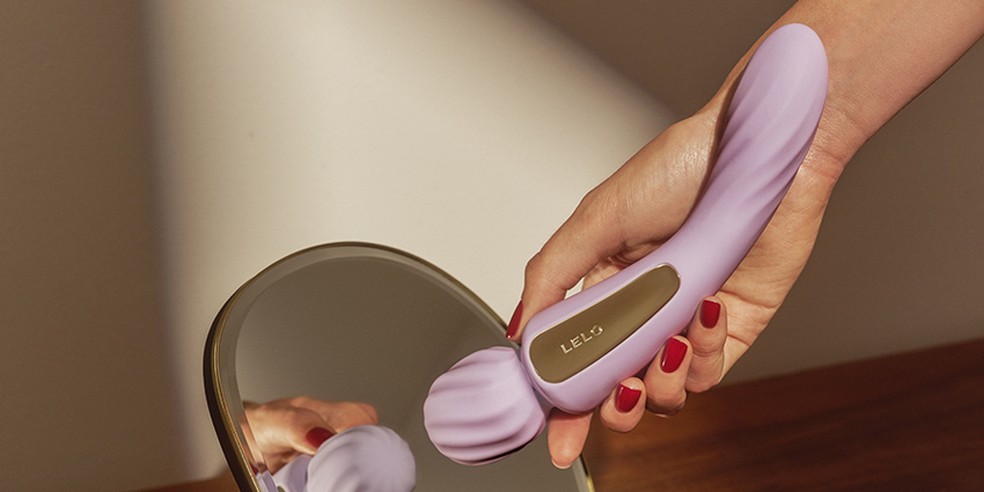 LELO Switch: vibrador varinha mágica de duas pontas explora mais do que a vulva — Foto: Divulgação