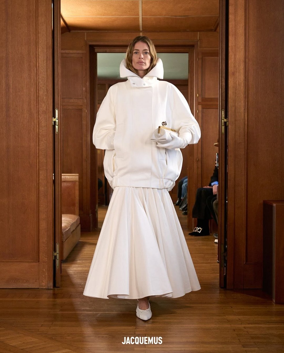 Jacquemus na Semana de Moda Masculina de Paris outono inverno 2025 — Foto: Reprodução/Instagram