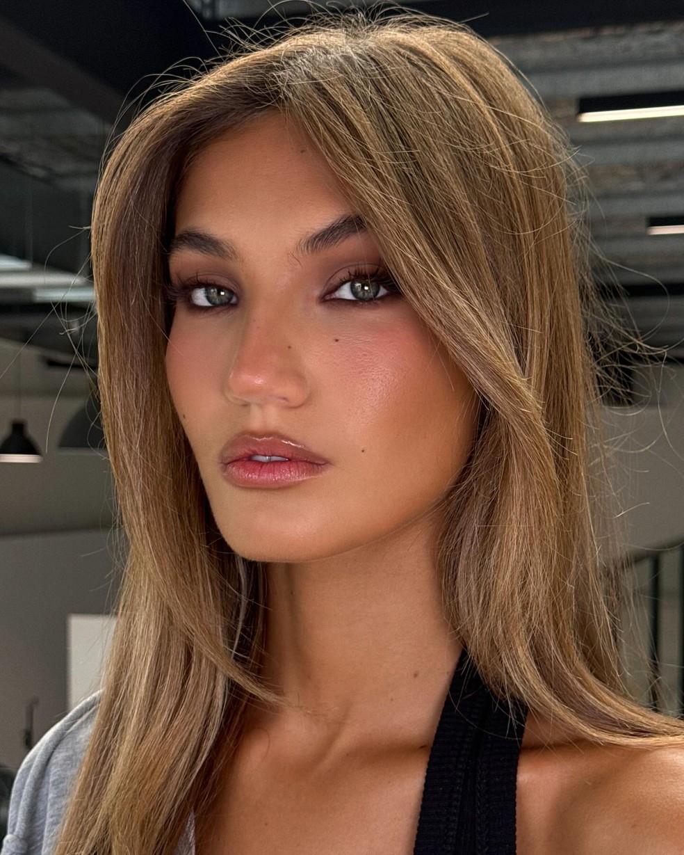 Olho esfumado: dicas e truques — Foto: Reprodução Instagram @taniellejaimua