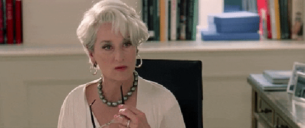 Miranda Priestly (Meryl Streep) em "O Diabo Veste Prada" (2006) — Foto: Giphy