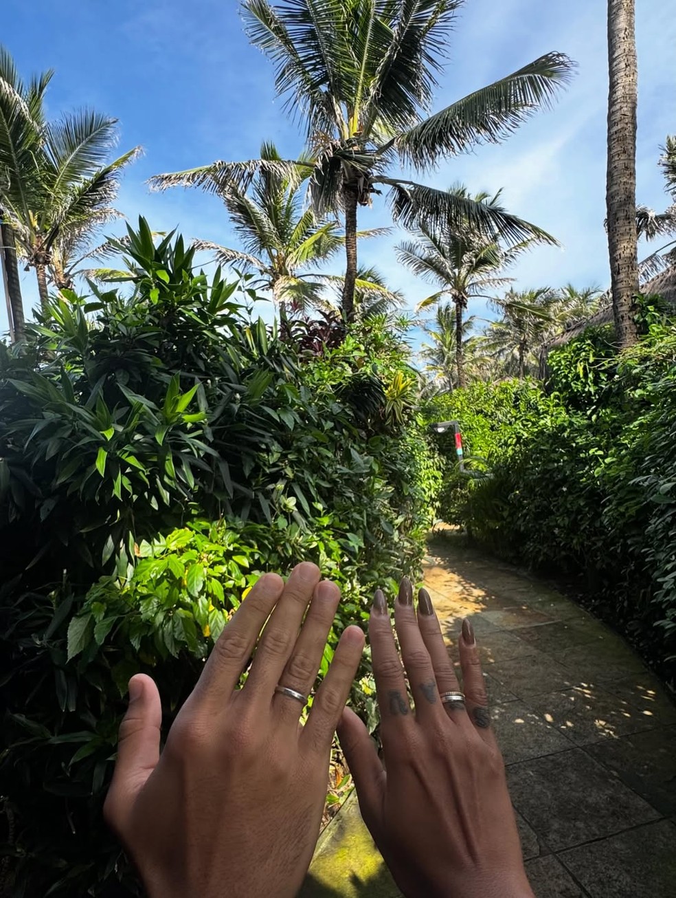 Pocah posa com namorado: 'A vida ao teu lado é um sonho' — Foto: Reprodução/Instagram