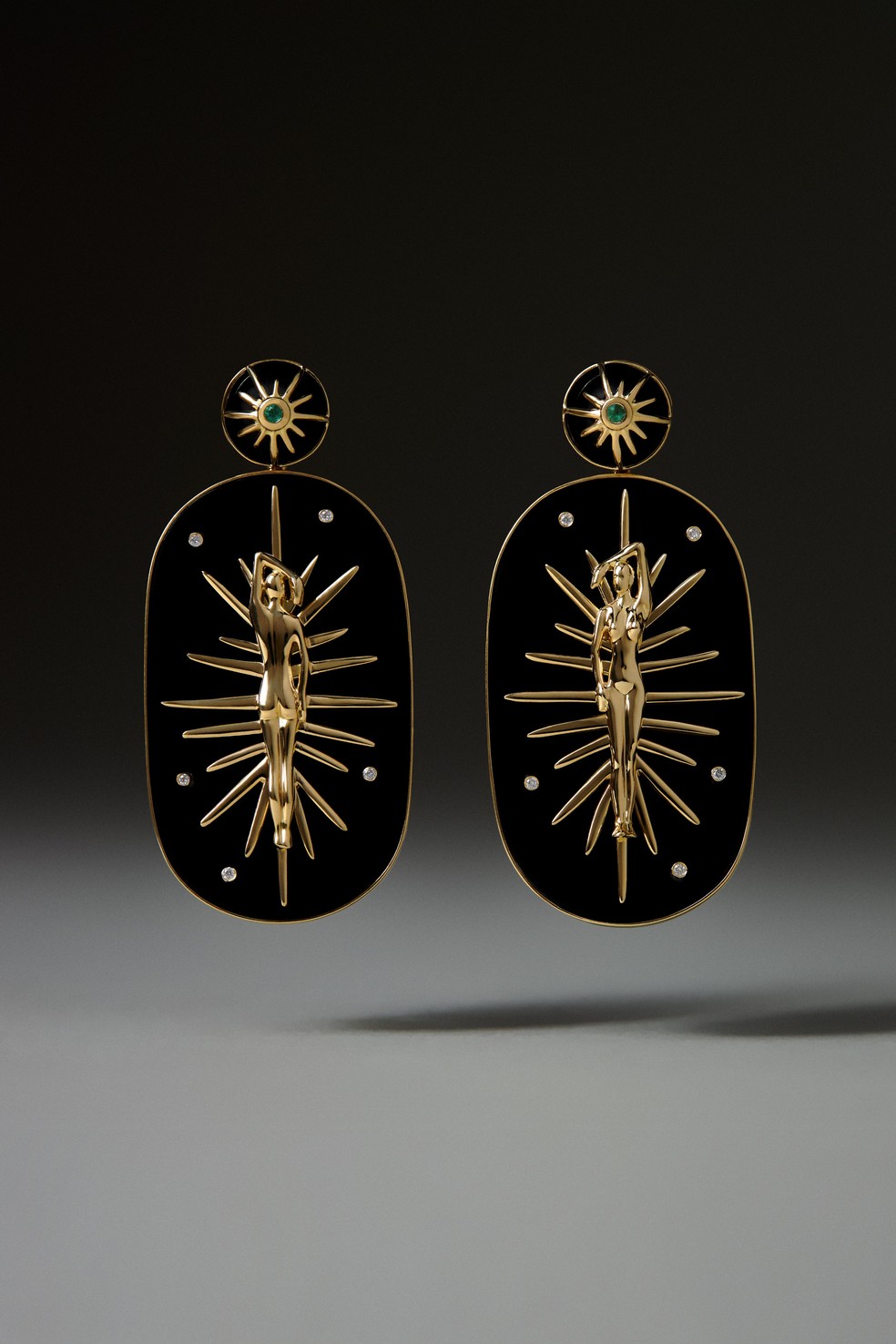 Brinco Portal em ouro 18K — Foto: marieclaire