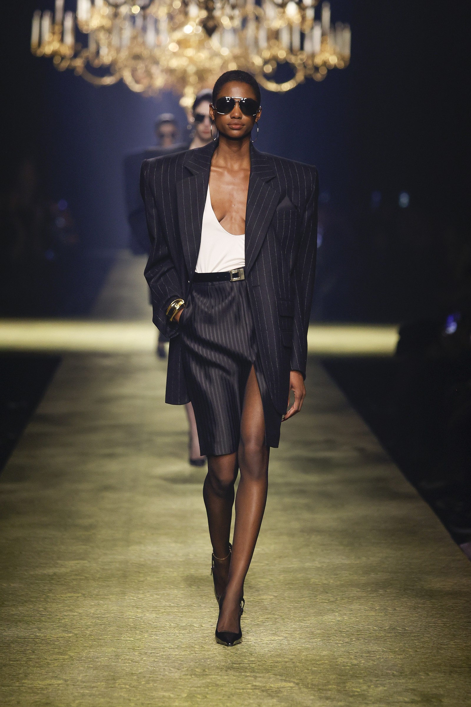 Paris Fashion Week: Saint Laurent — Foto: Divulgação