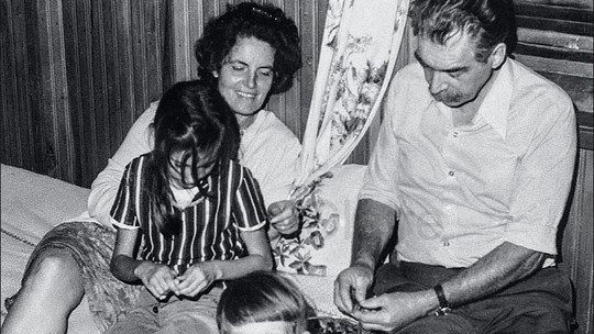 ‘Minha professora de infância acobertou Mengele, o criminoso nazista mais procurado do mundo’ ‘Minha professora de infância acobertou Mengele, o criminoso nazista mais procurado do mundo’