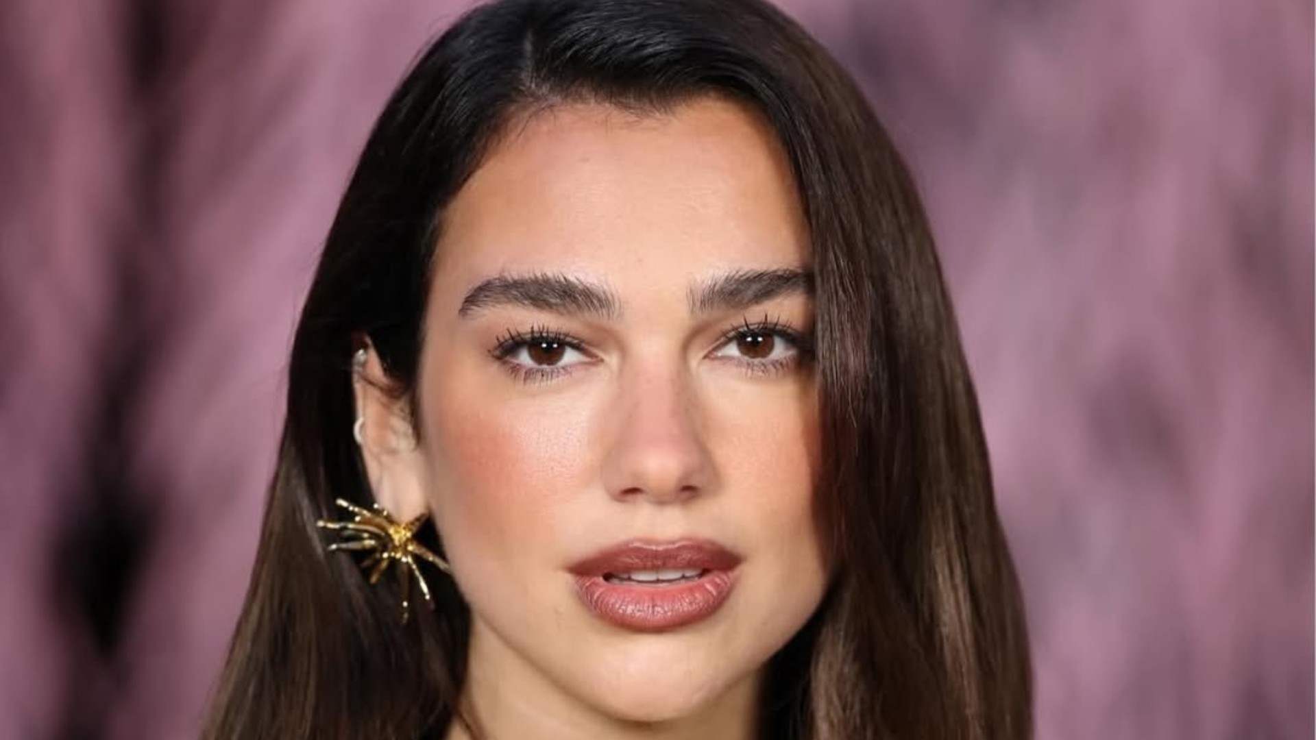 Halo lips: a maquiagem que aumenta os lábios usando apenas luz e sombra