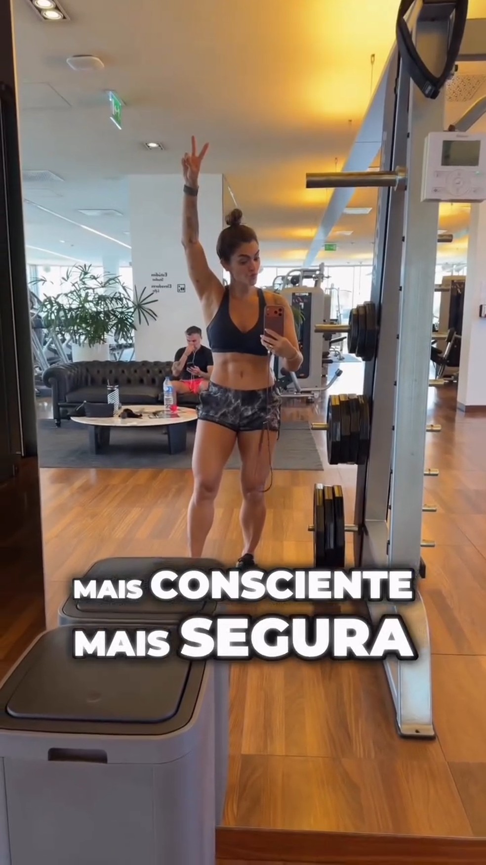 Kelly Key reflete ao comemorar 43 anos — Foto: Reprodução/ Instagram