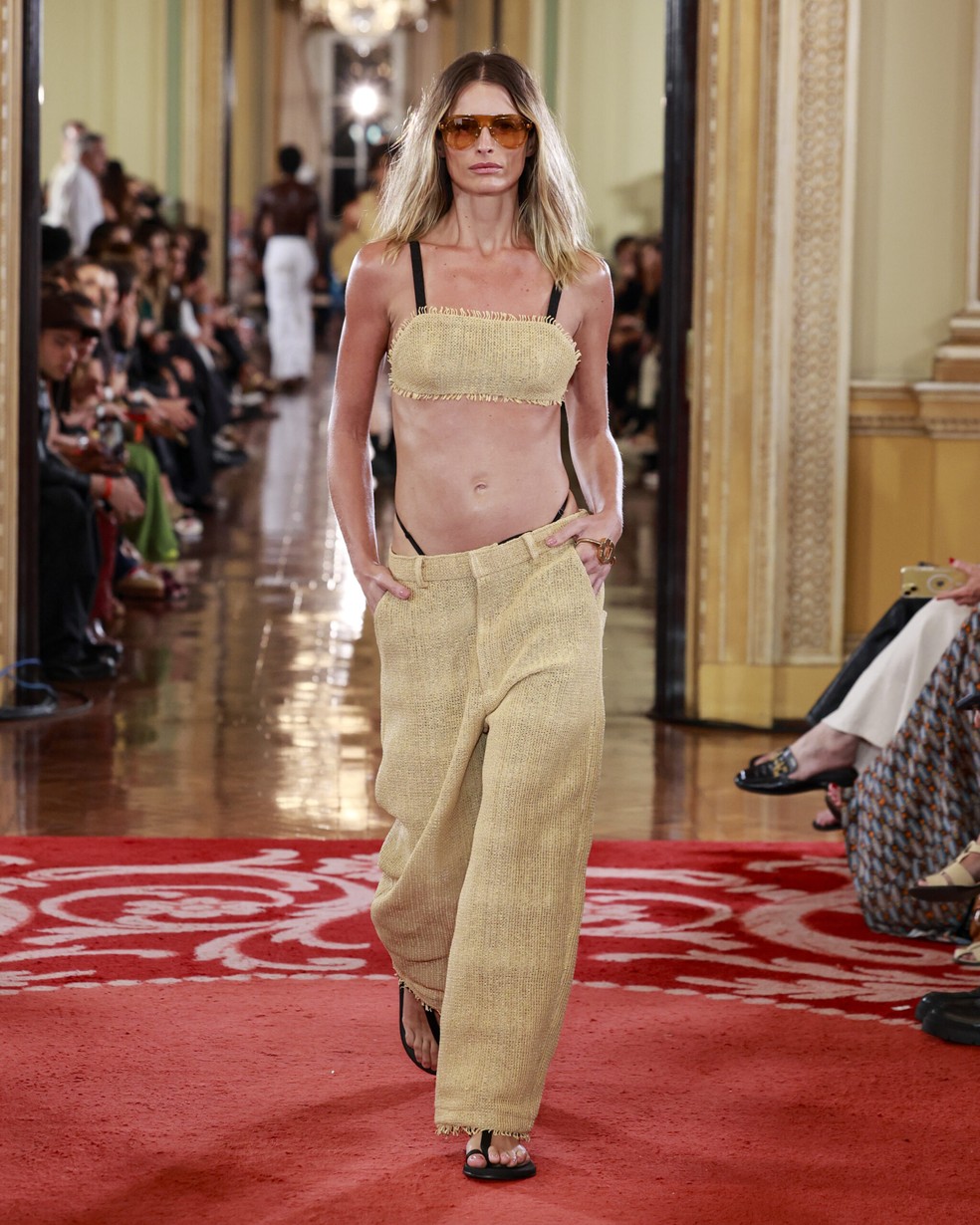 Osklen, primavera/verão 2026 — Foto: Agência Fotosite