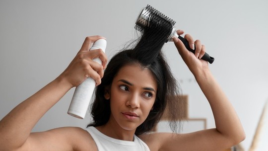 Escova de cabelo: 6 opções para facilitar a secagem e finalizar o penteado