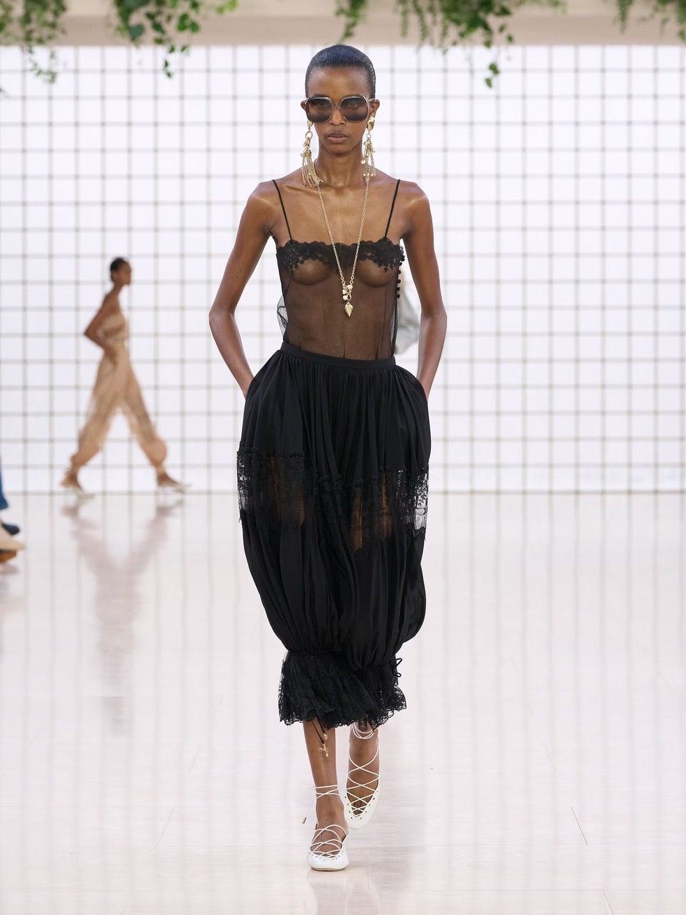 Chloé, coleção primavera verão 2025, na Semana de Moda de Paris — Foto: Reprodução