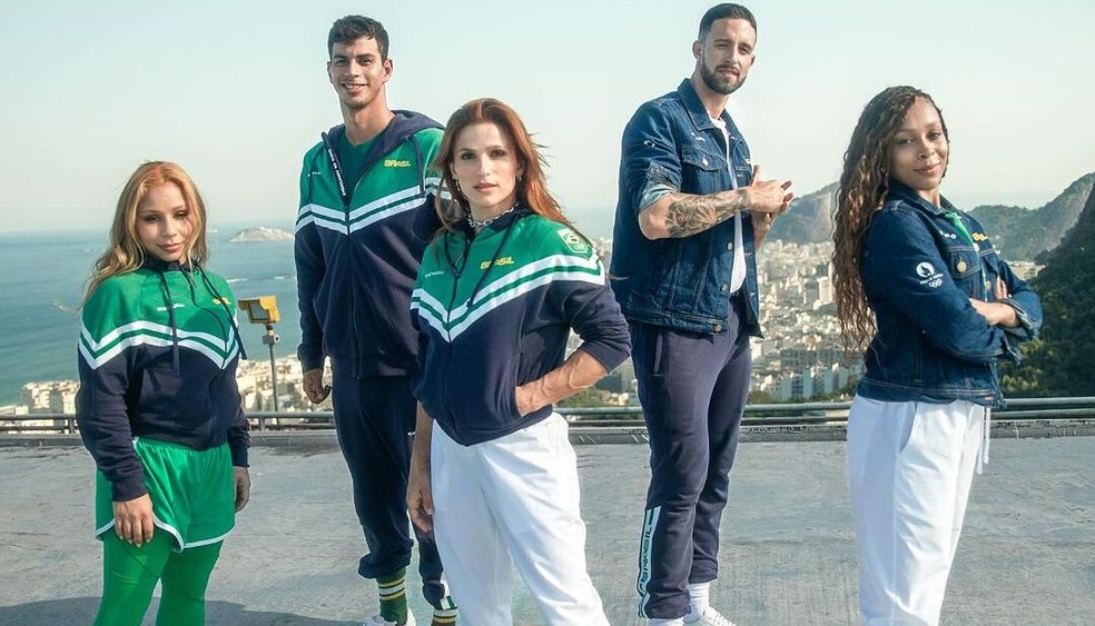 Uniformes da delegação brasileira — Foto: Reprodução/Instagram @riachuelo
