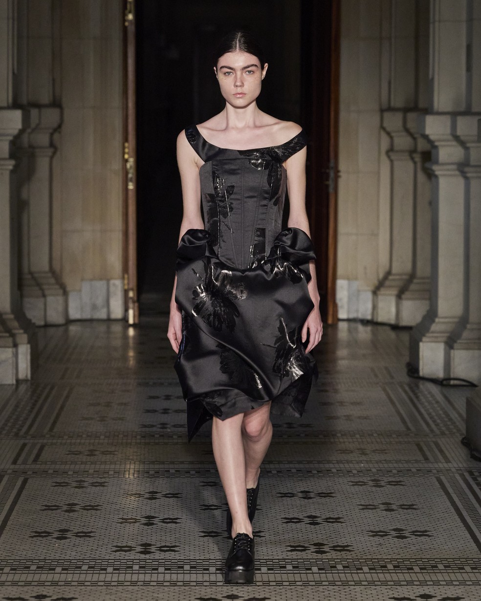 Desfile outono verão 2025 da marca Herchcovitch;Alexandre — Foto: Divulgação @ze_takahashi