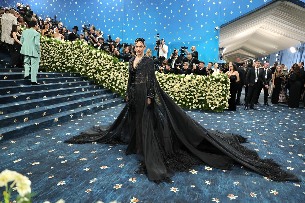 Dua Lipa no Met Gala 2025 — Foto: Getty Images
