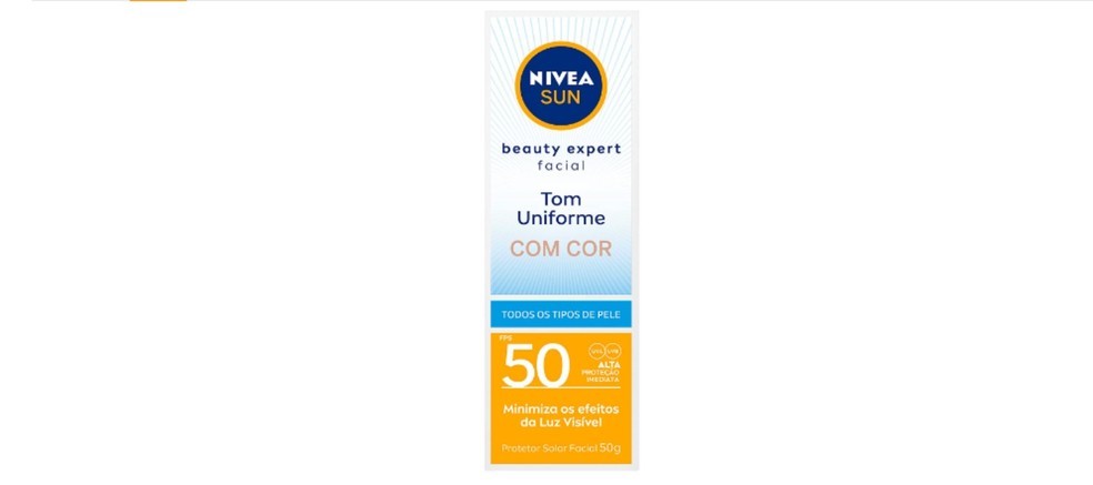 A linha Beauty Expert, da Nivea, visa combater a oleosidade da pele — Foto: Reprodução/Amazon