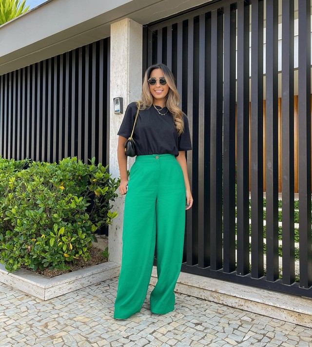 Look com calça pantalona: 27 formas de usar a peça em produções especiais!