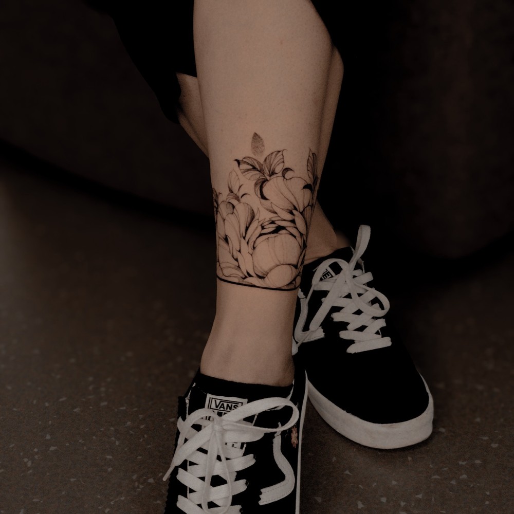 Tatuagem feminina no tornozelo: 20 inspirações delicadas que vale a ...