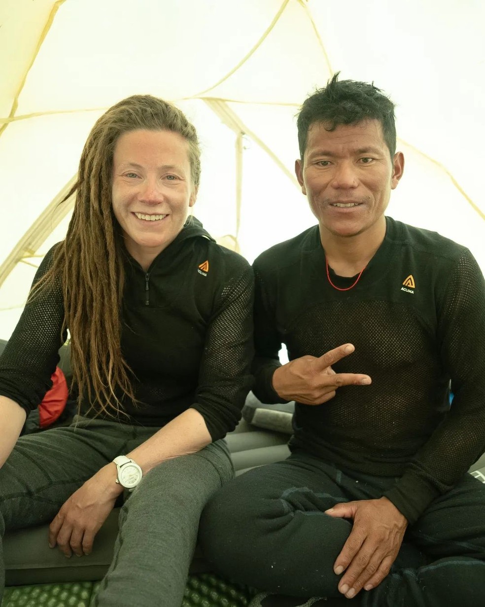 Kristin Harila e Tenjin Sherpa — Foto: reprodução/instagram