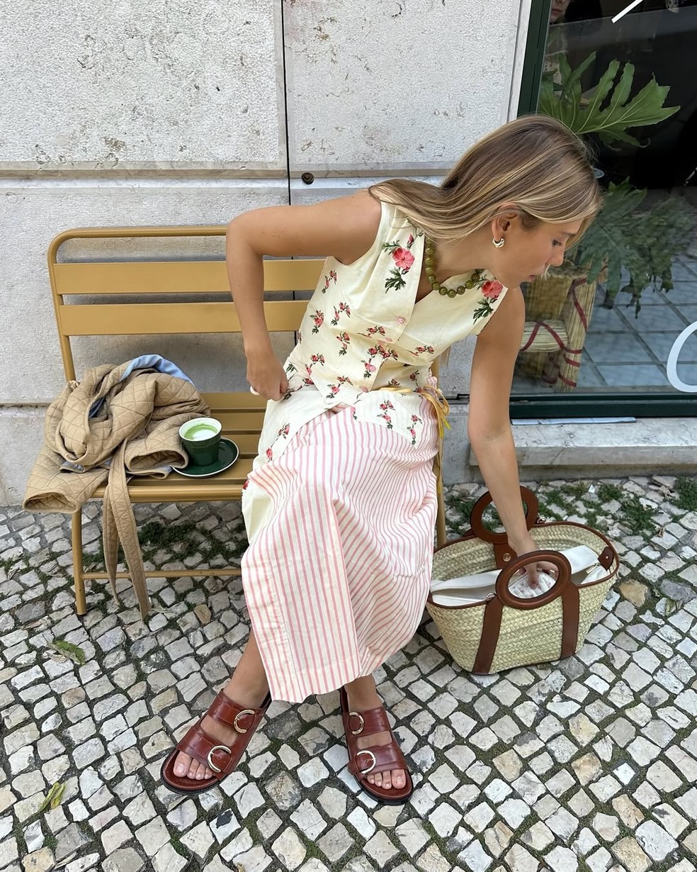 Papete com tiras grossas e fivela — Foto: Reprodução/Instagram @ritamontezuma