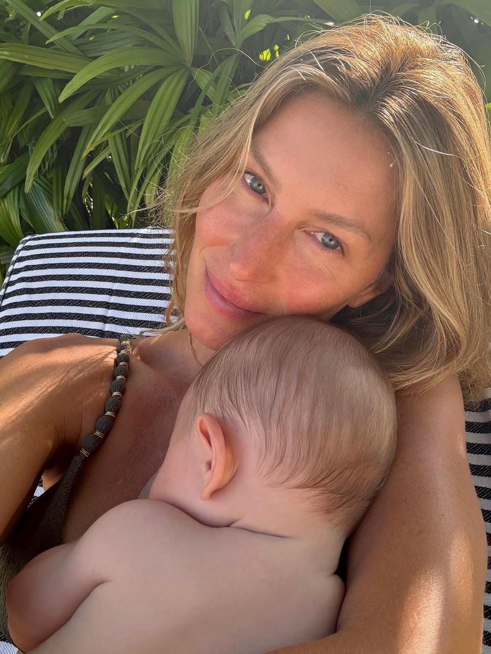 Gisele Bündchen mostra cliques do seu verão — Foto: Reprodução/ Instagram