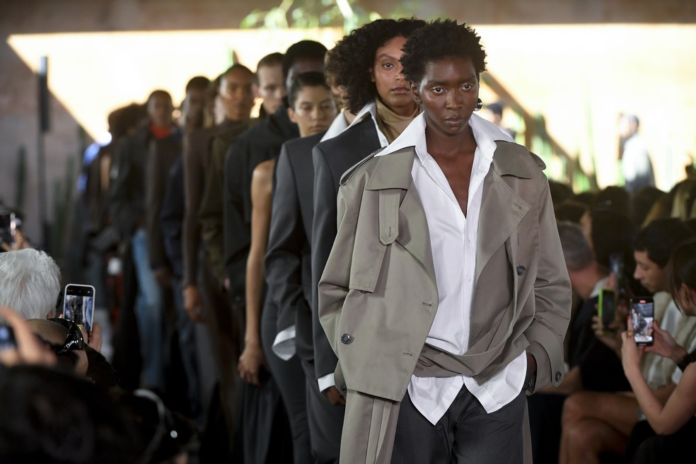 Desfile Mondepars — Foto: Zé Takahashi