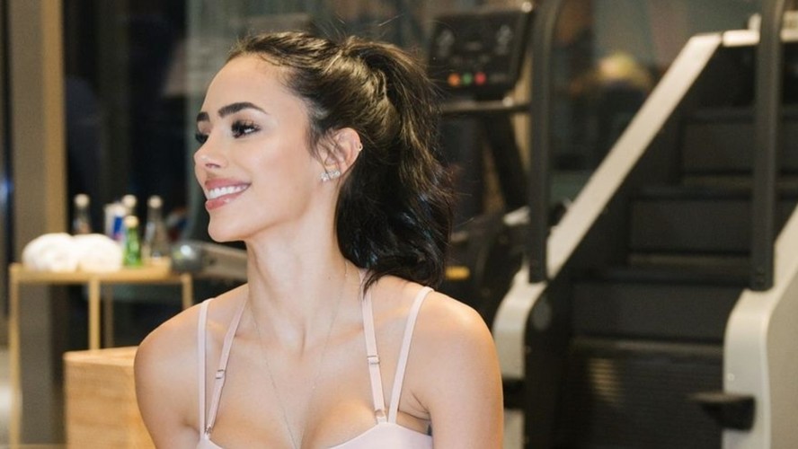 Bruna Biancardi compartilha registro praticando yoga e recebe 'surra' de  elogios: 'A gente te entende, Juninho'