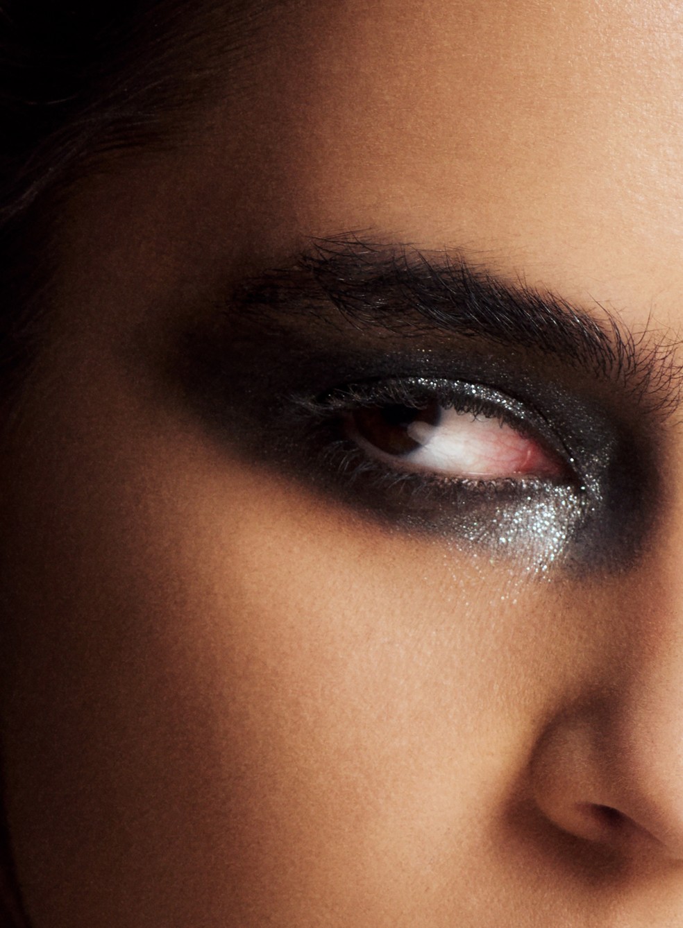 7 maquiagens com olhos marcados para se inspirar