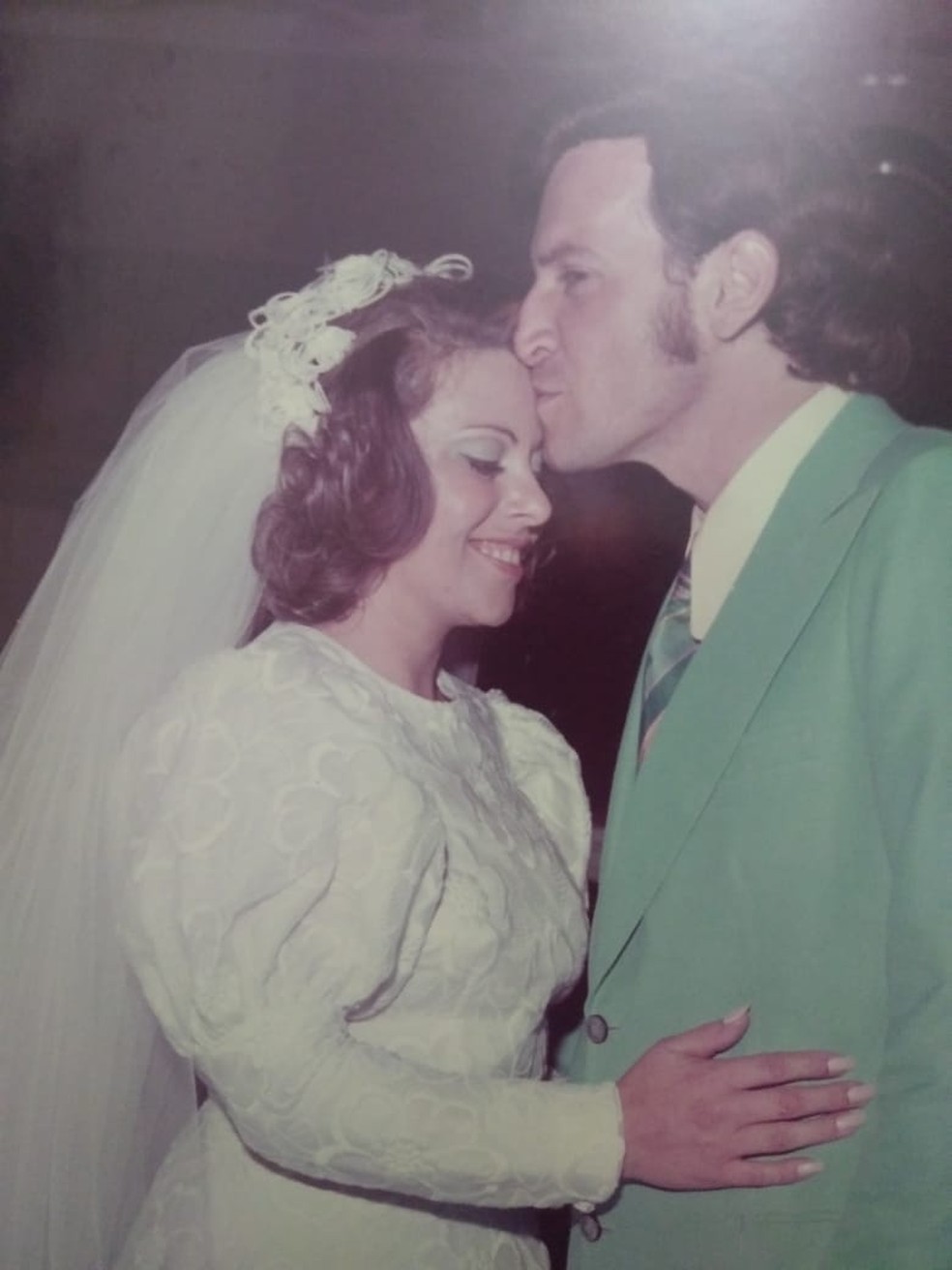 Vera Lúcia e Jeri se casaram após 13 anos de namoro — Foto: Arquivo Pessoal