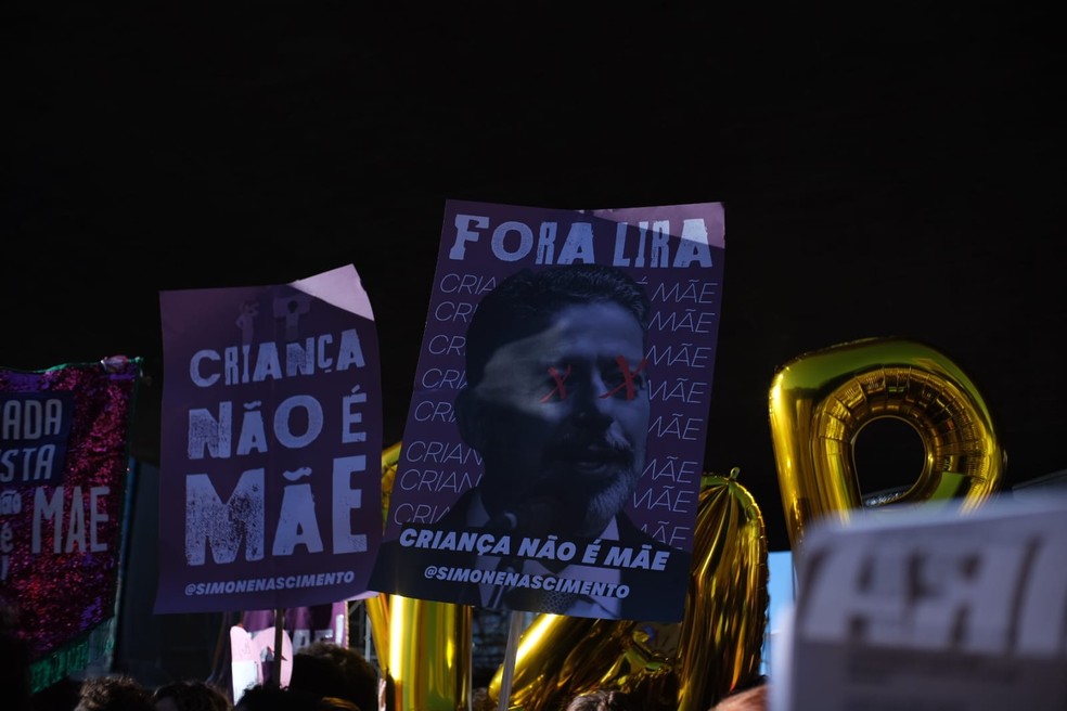 Arthur Lira é o principal alvo do ato deste sábado (15) na Avenida Paulista, em São Paulo — Foto: Camila Svenson