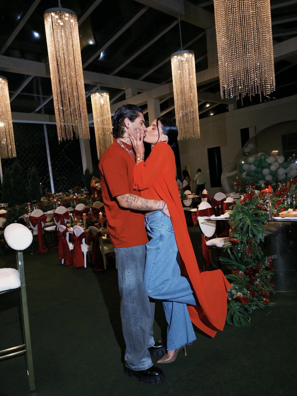 Ana Castela e Zé Felipe passaram Natal juntos, dias antes de anunciarem término de namoro de 2 meses — Foto: Reprodução/Instagram