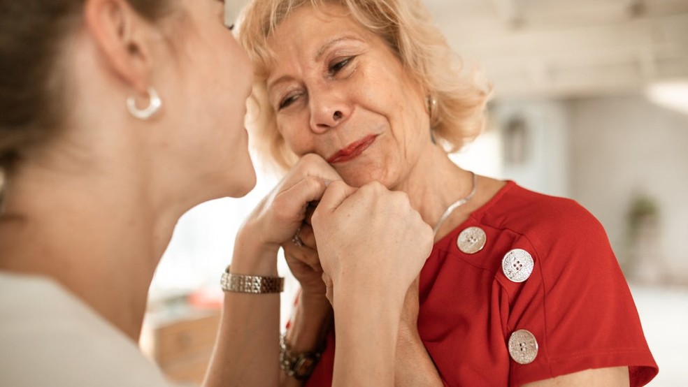 A nativa do signo de Câncer tem sentimentos fortes e por isso os deixa fluir naturalmente, sem medo das emoções — Foto: Reprodução/Pexels