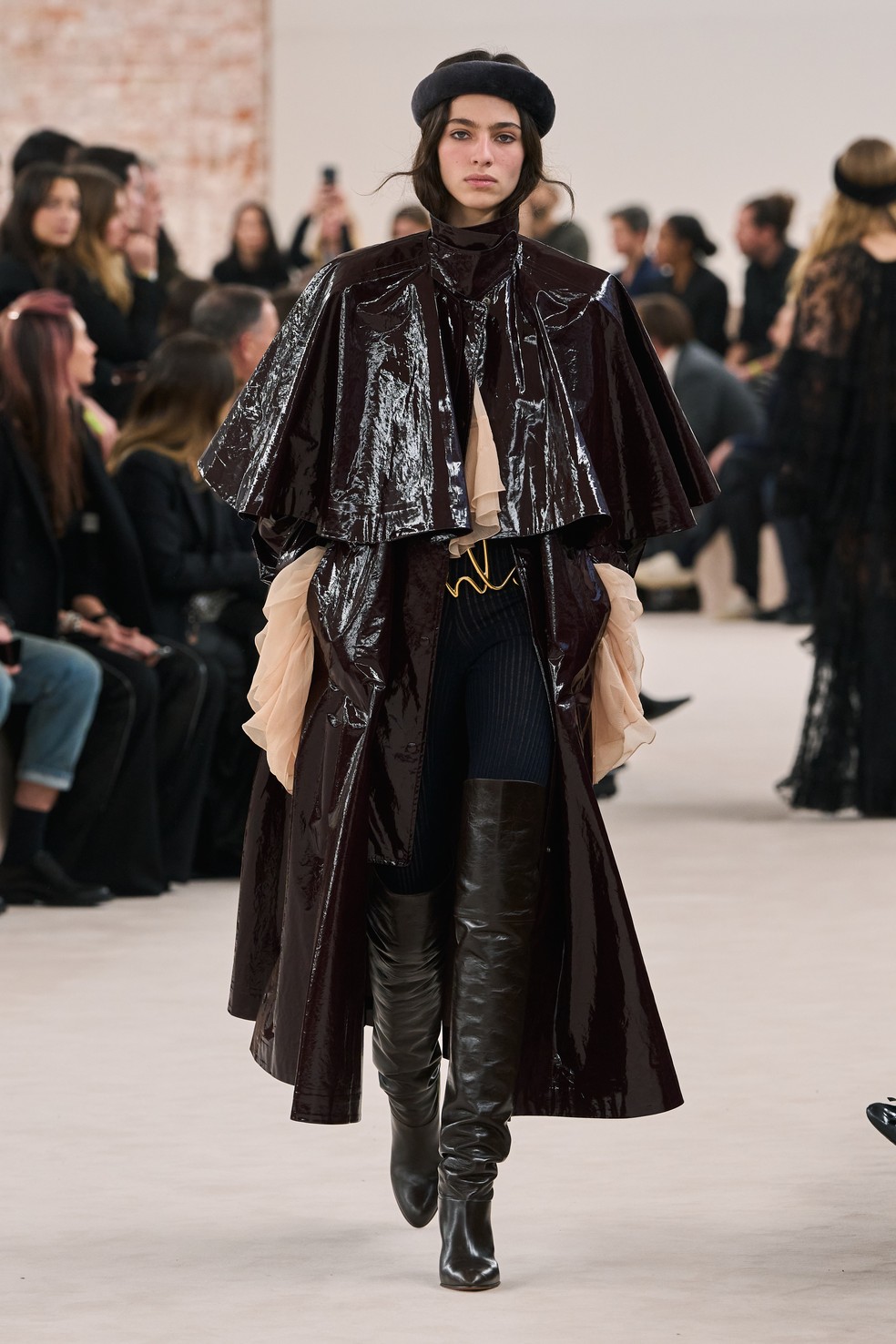 Desfile inverno 2024 Chloé  — Foto: Getty Images