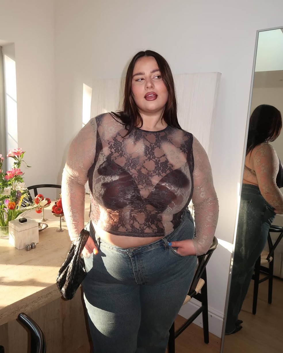 Blusa de tule com sutiã por baixo — Foto: Reprodução/Instagram @michellejulietnaylaa