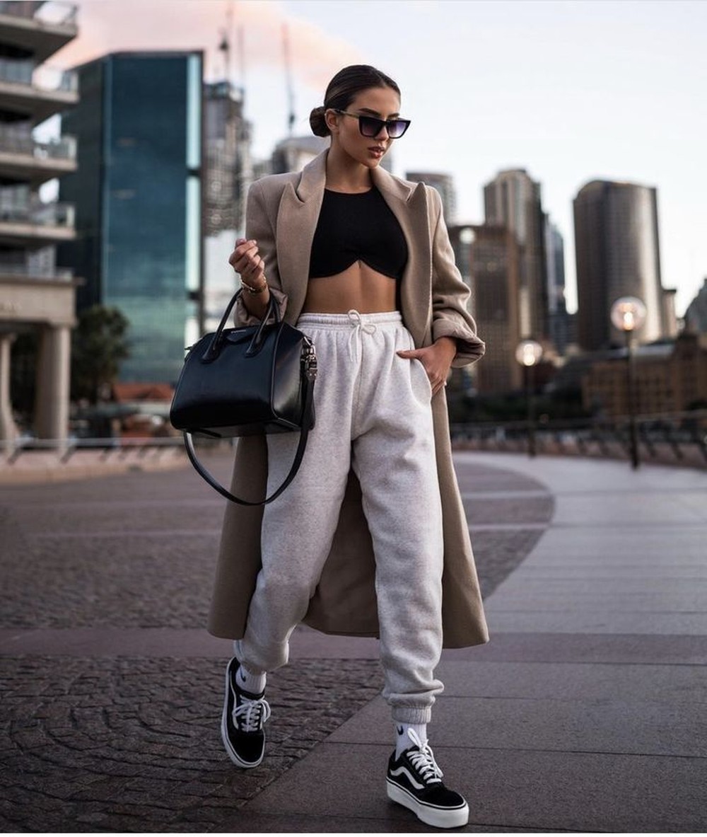 Como montar um look com calça jogger? Veja 25 ideias para apostar na ...
