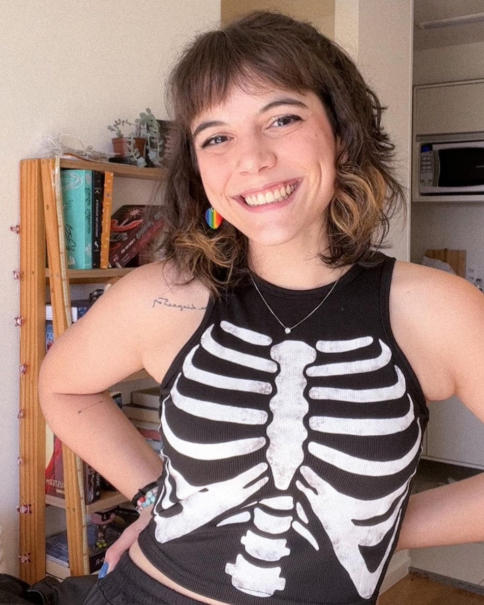 Malu Costacurta coloca o protagonista assexual em todos os seus livros — Foto: Reprodução/ Instagram