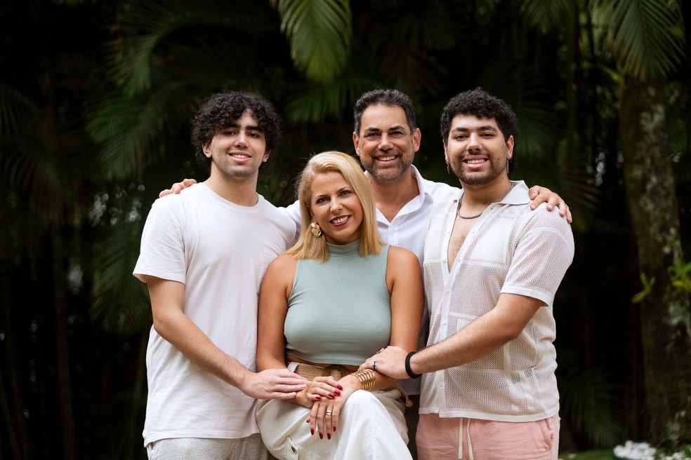 Marina Rotty com Ramon, Marcio e Renan — Foto: Jaiel Prado