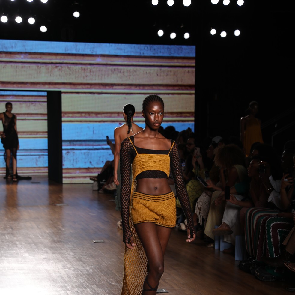SPFW N56: Ateliê Mão de Mãe — Foto: Gabriela Queiro @gabiqueiroph