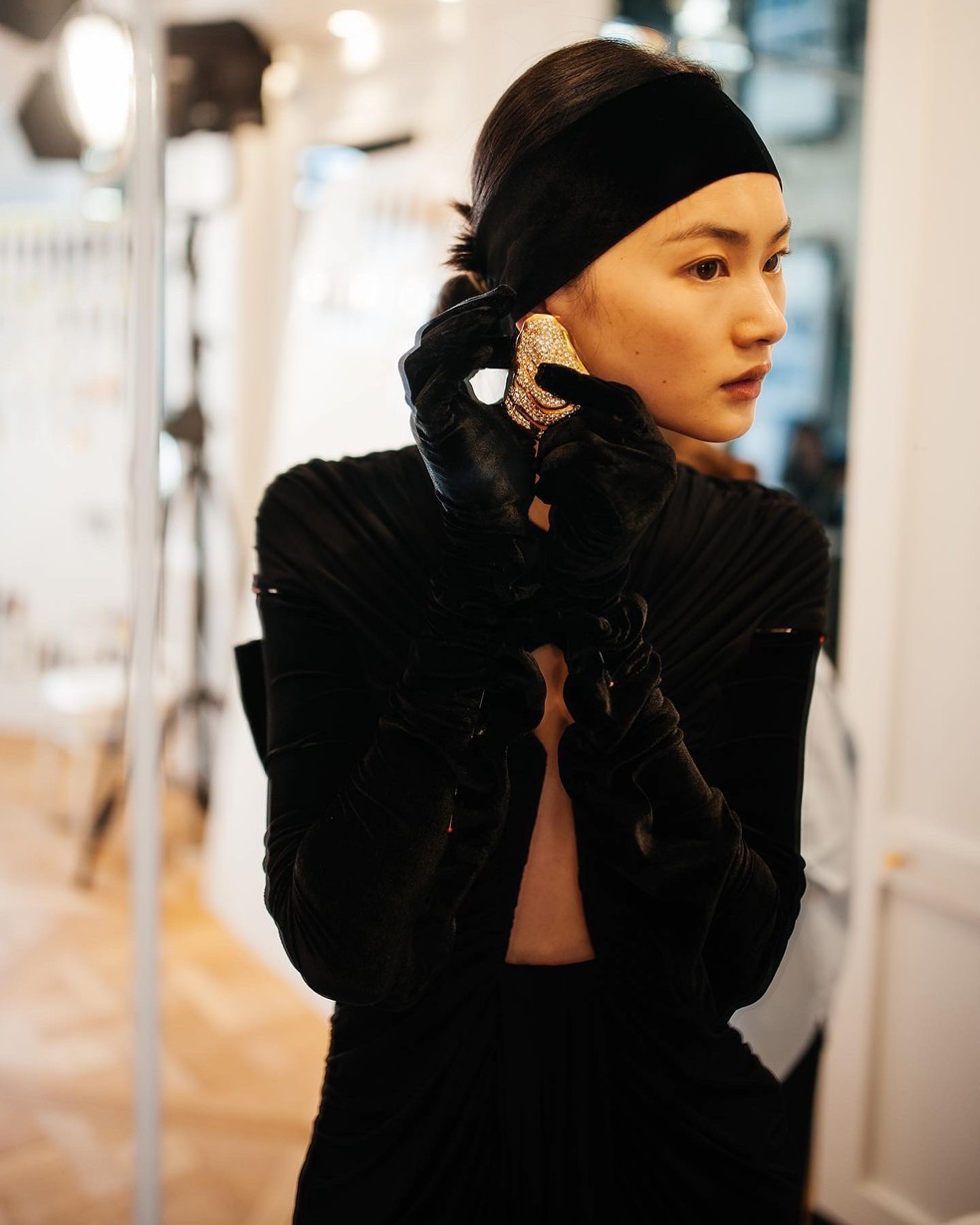 Detalhes surreais do desfile da Schiaparelli — Foto: Divulgação