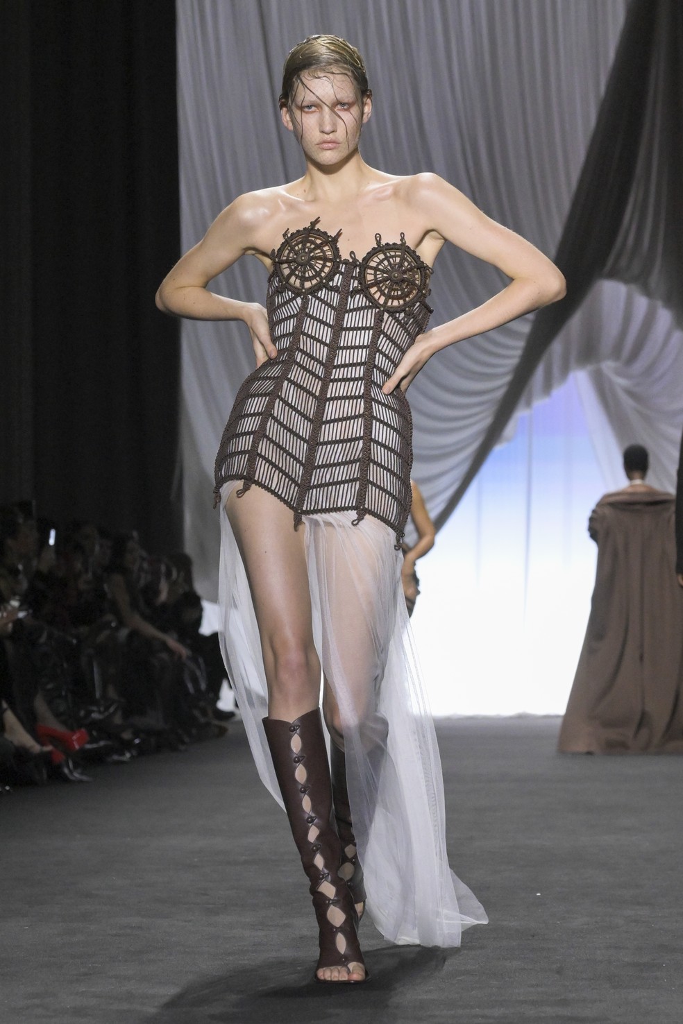 Jean Paul Gaultier na Semana de Alta-Costura verão 2025 — Foto: Getty Images