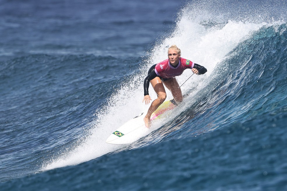 Tatiana garantiu a primeira medalha olímpica no surfe feminino brasileiro — Foto: Divulgação/ COB
