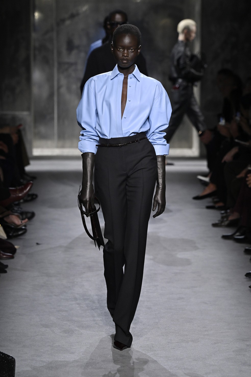 Tom Ford Inverno 25 — Foto: Getty Images