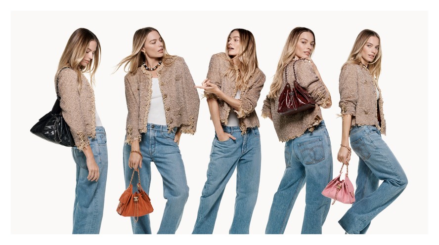 Margot Robbie estrela a campanha da nova bolsa da Chanel